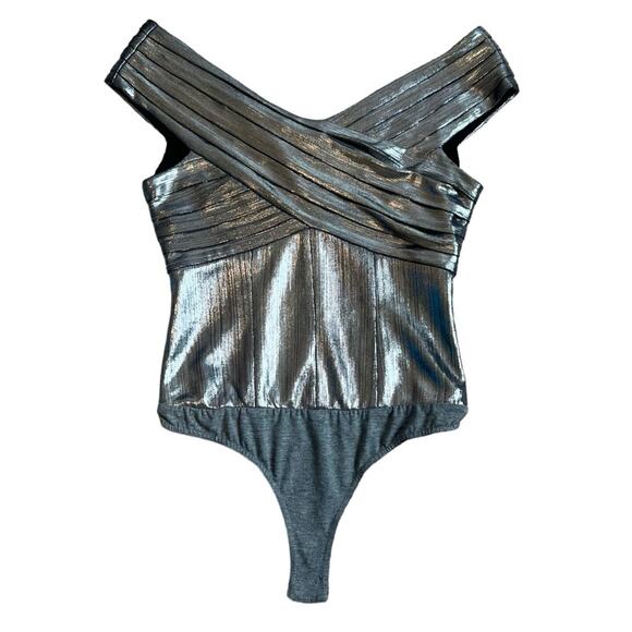Retrofete Rowan Women’s Pleated Silver Chrome Off The Shoulder Bodysuit Size XS - Picture 2 of 14